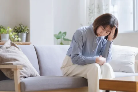 片頭痛が辛い女性
